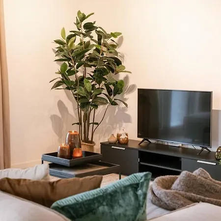Daire Huswell - Beautiful With Terrace And Parking