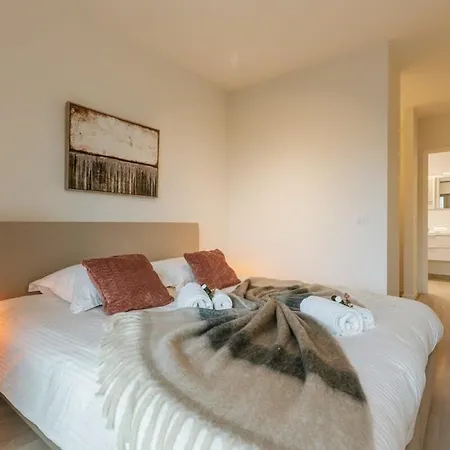 Daire Huswell - Beautiful With Terrace And Parking *